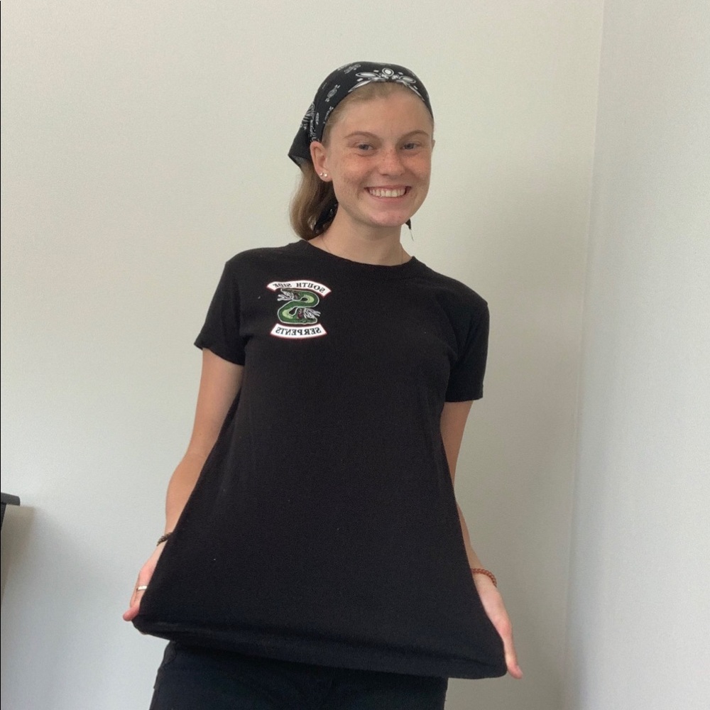medium black Riverdale themed short sleeve